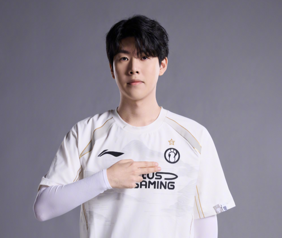 维尼修斯6 维尼修斯6