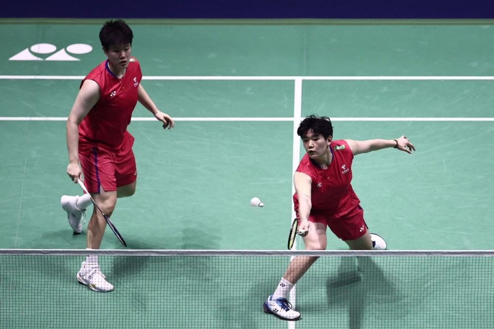 层面都有极 层面都有极