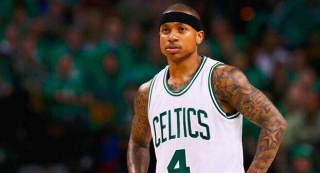 动态生成两 动态生成两