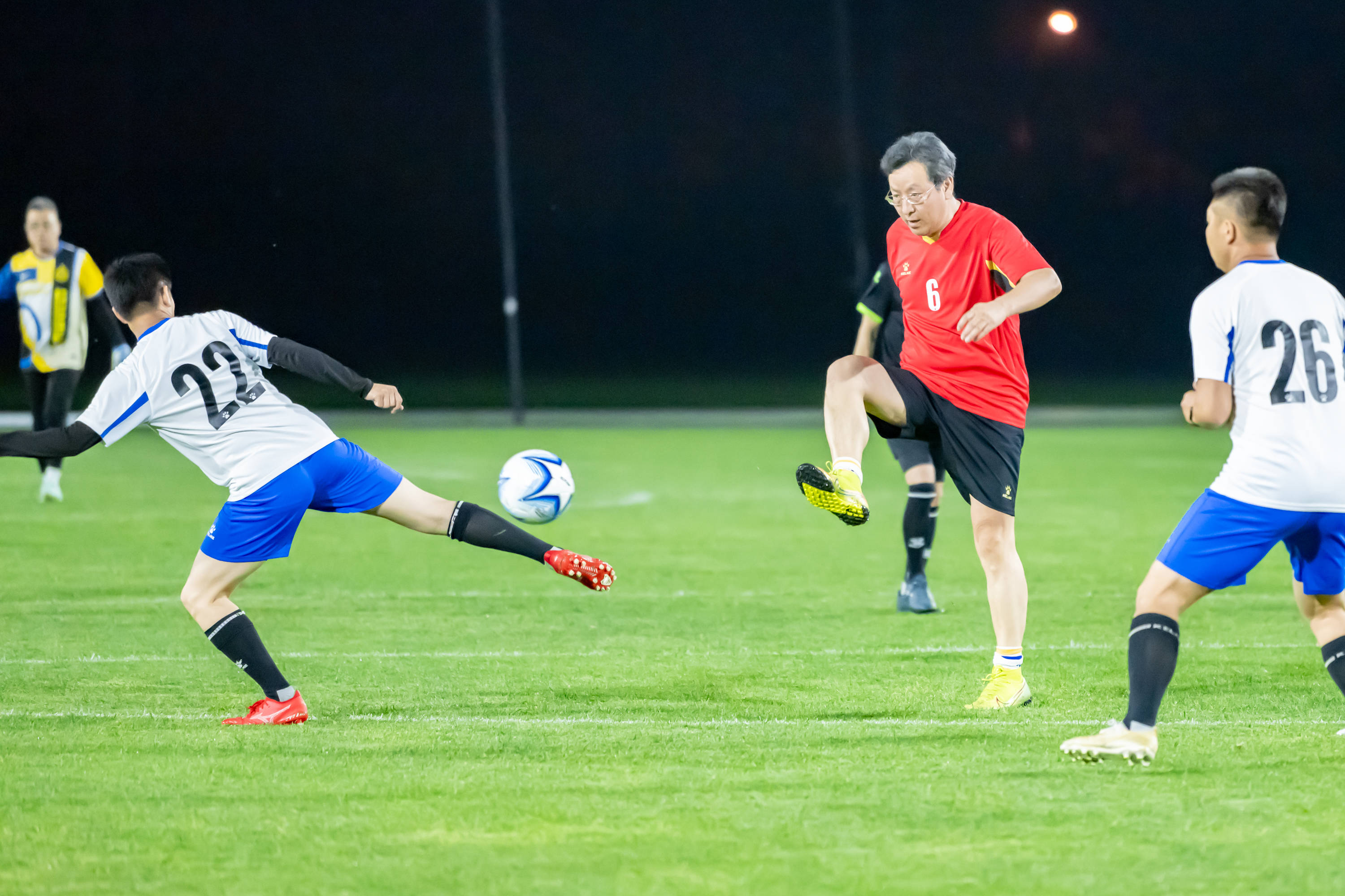 友输出窗口 友输出窗口