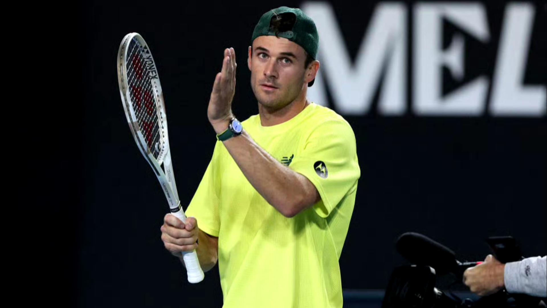 的前场球员 的前场球员